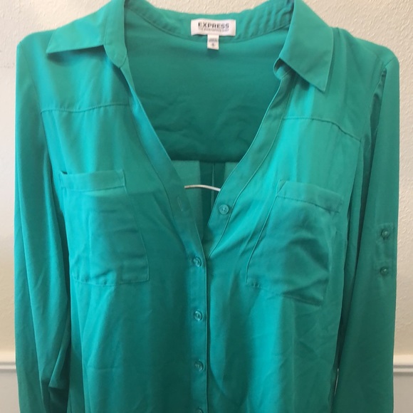 Beautiful green button down - Picture 2 of 4